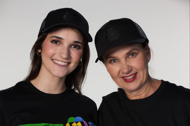 CHCH BLACK UNISEX RETRO SNAPBACK TRUCKER HAT